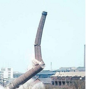 烟囱定向拆除