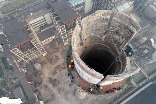 烟囱人工拆除环形贴壁脚手架搭设