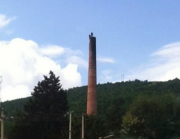 烟囱拆除的特点及施工方法