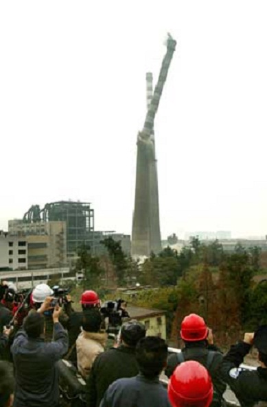 烟囱拆除 烟囱爆破拆除