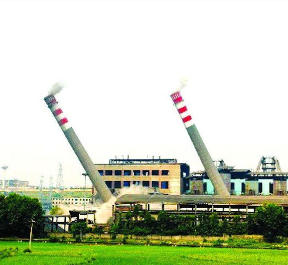 高空拆除-烟囱拆除新闻