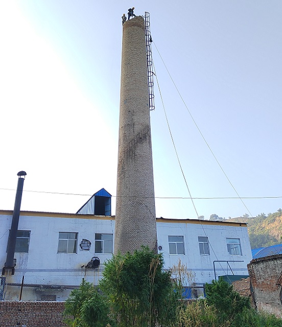 烟囱拆除公司 专业资质 持证上岗