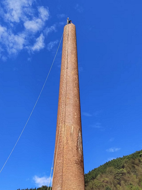 烟囱拆除公司 技术特别 安全到位