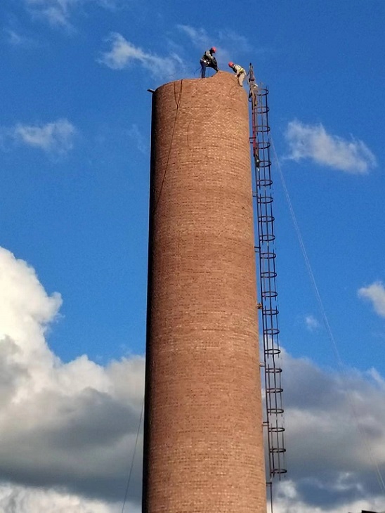 烟筒拆除公司找专业拆除公司欢迎致电！