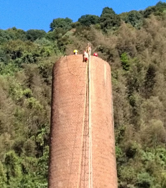 烟囱拆除公司的创新策略