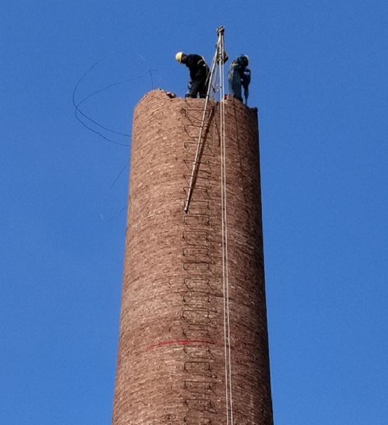 烟囱人工拆除公司：如何确保安全、环保拆除烟囱